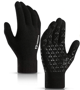 touchscreen winter gloves are a great gift idea for men